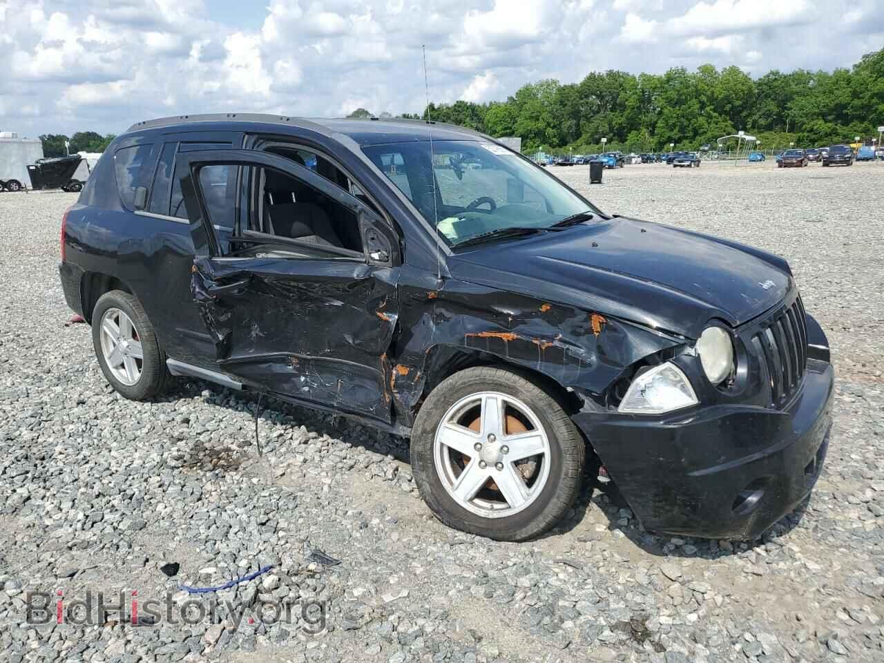 2010 JEEP COMPASS - VIN: 1J4NT4FB2AD558059 - Фото 4