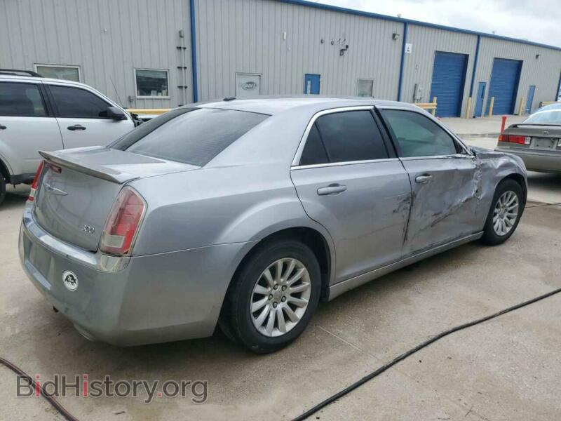 2014 Chrysler 300 (VIN 2C3CCAAG1EH127465) — фото 3 из 12