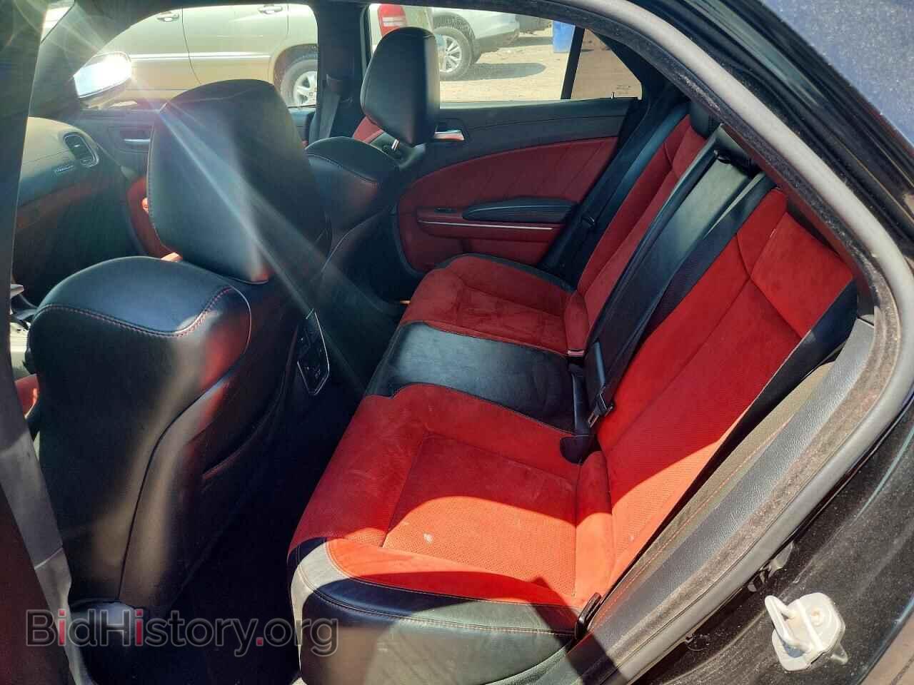 2014 CHRYSLER 300 - VIN: 2C3CCARG6EH384724 - Photo 10
