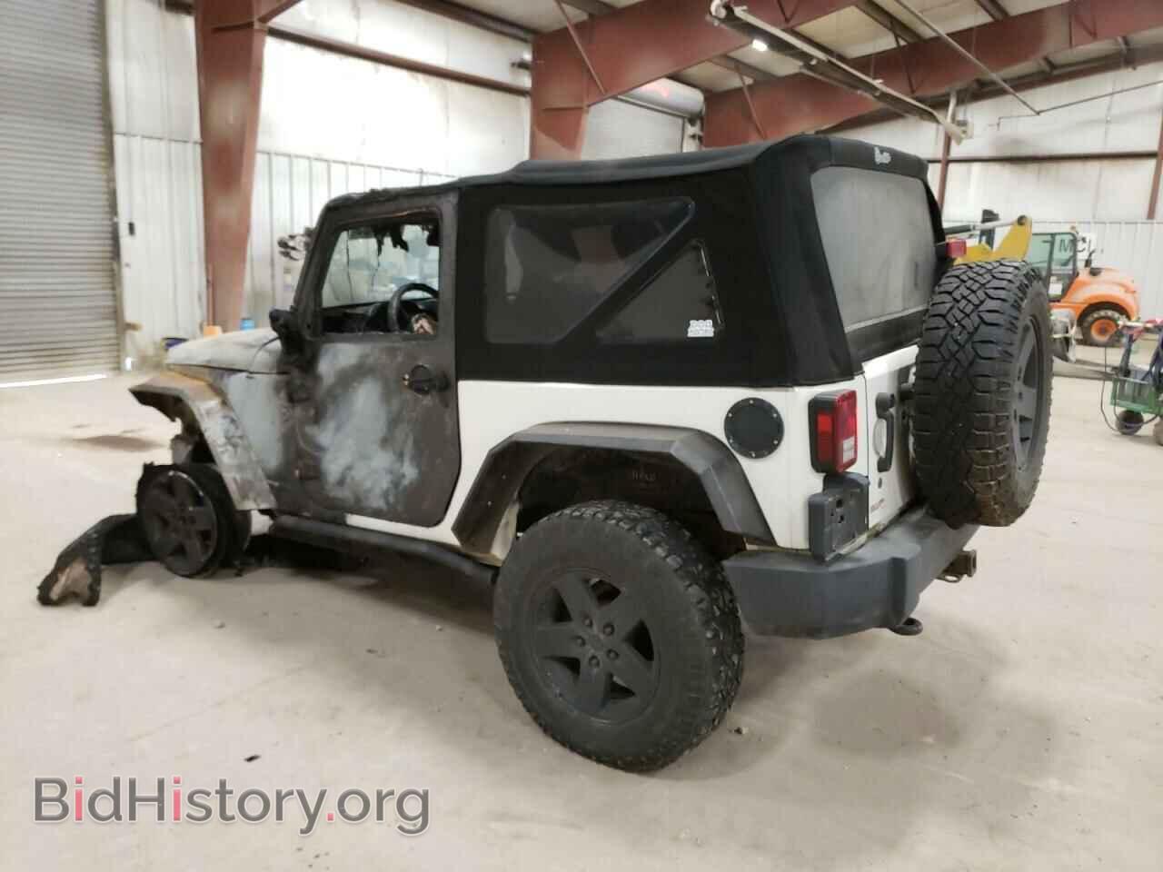 2010 JEEP WRANGLER - VIN: 1J4AA2D19AL197759 - Фото 2