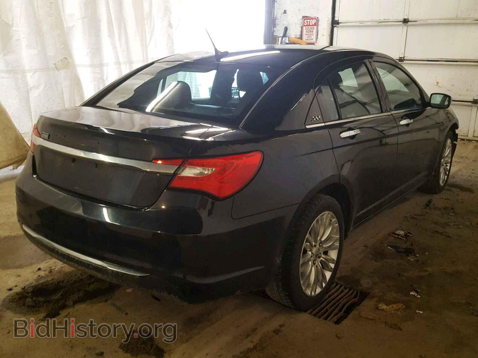 2011 CHRYSLER 200 - VIN: 1C3BC2FG0BN593918 - Фото 4
