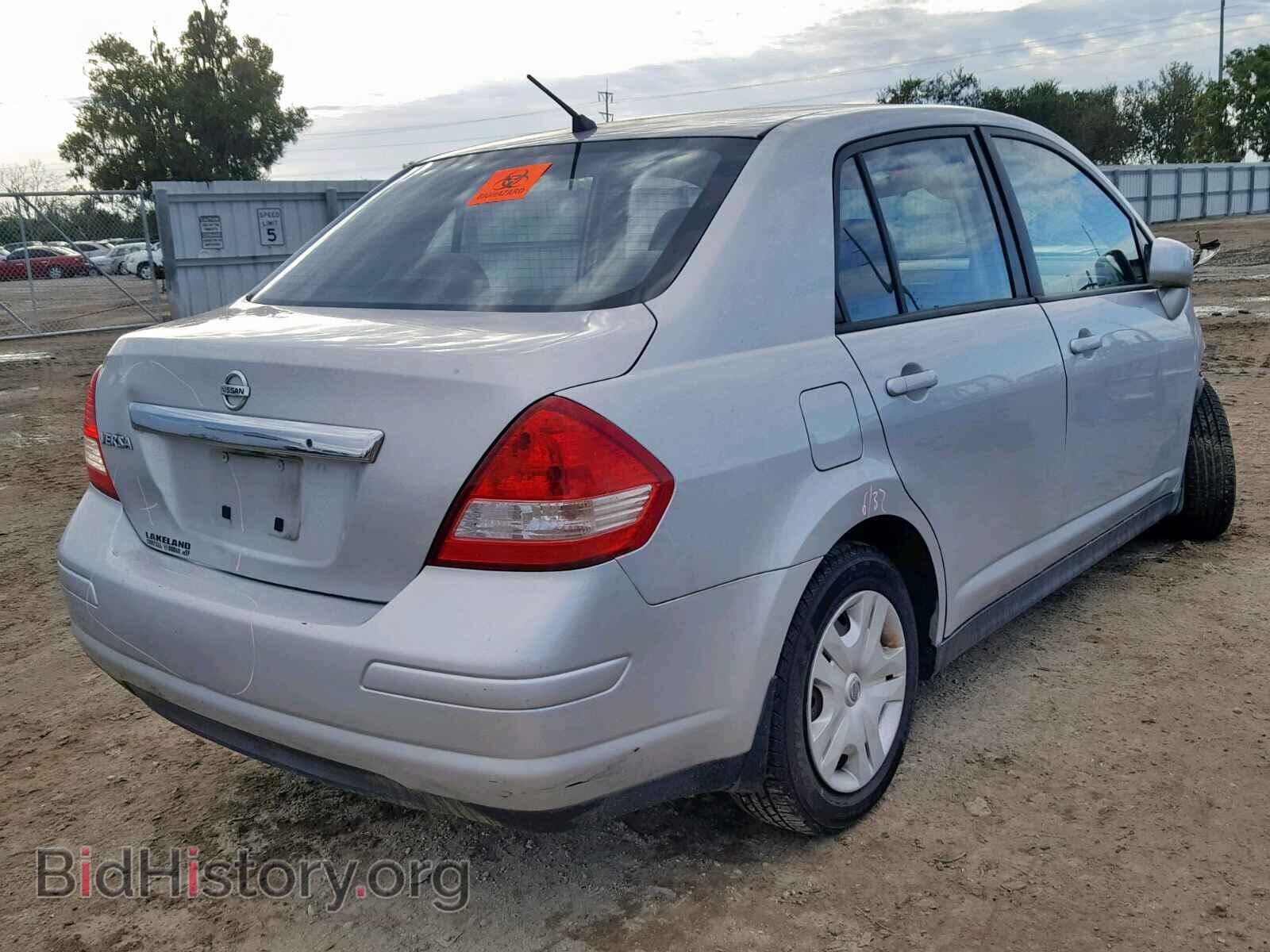 2011 NISSAN VERSA - VIN: 3N1BC1AP1BL445177 - Photo 4