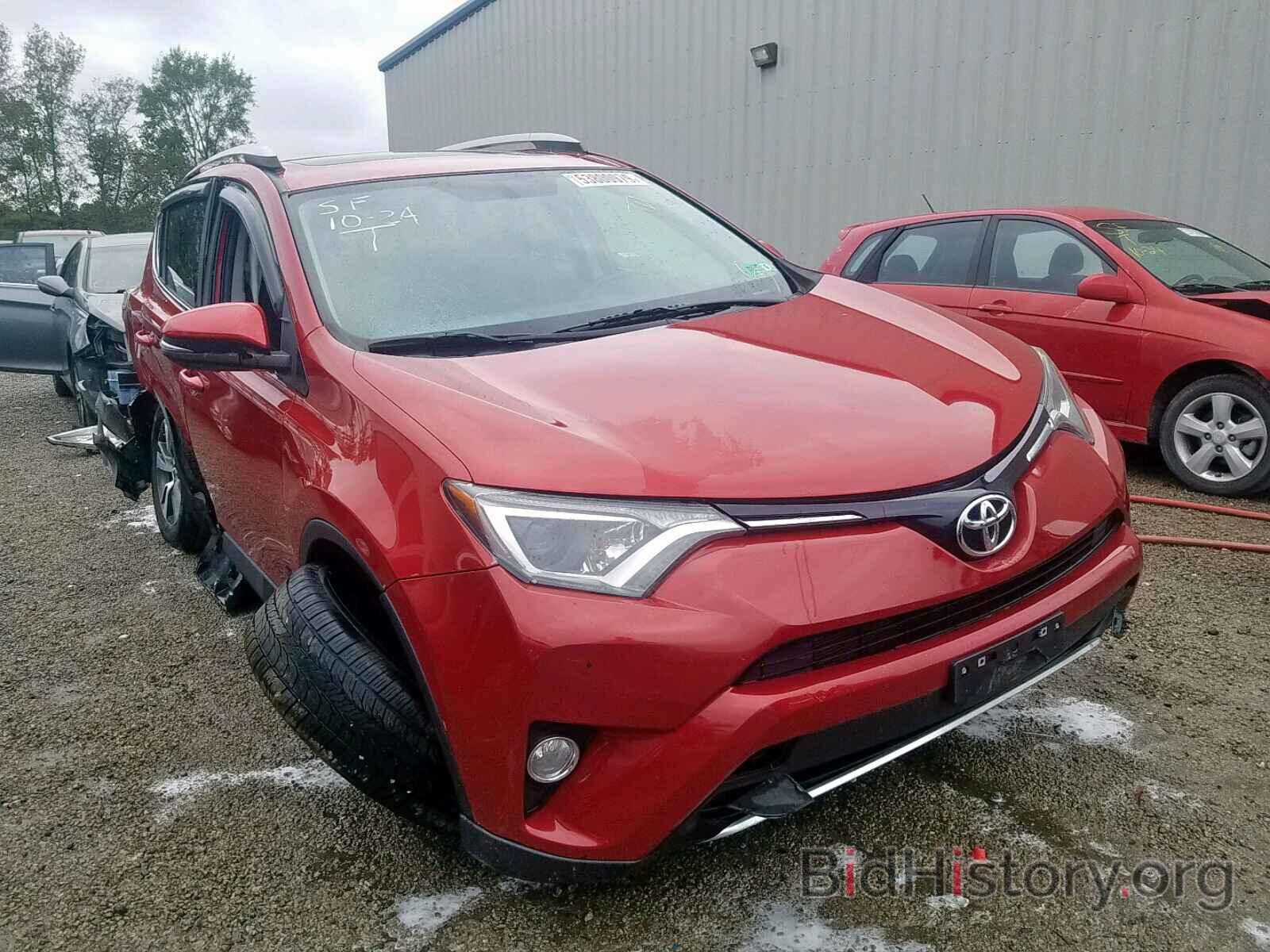 Photo 2T3RFREV7GW424439 - TOYOTA RAV4 XLE 2016