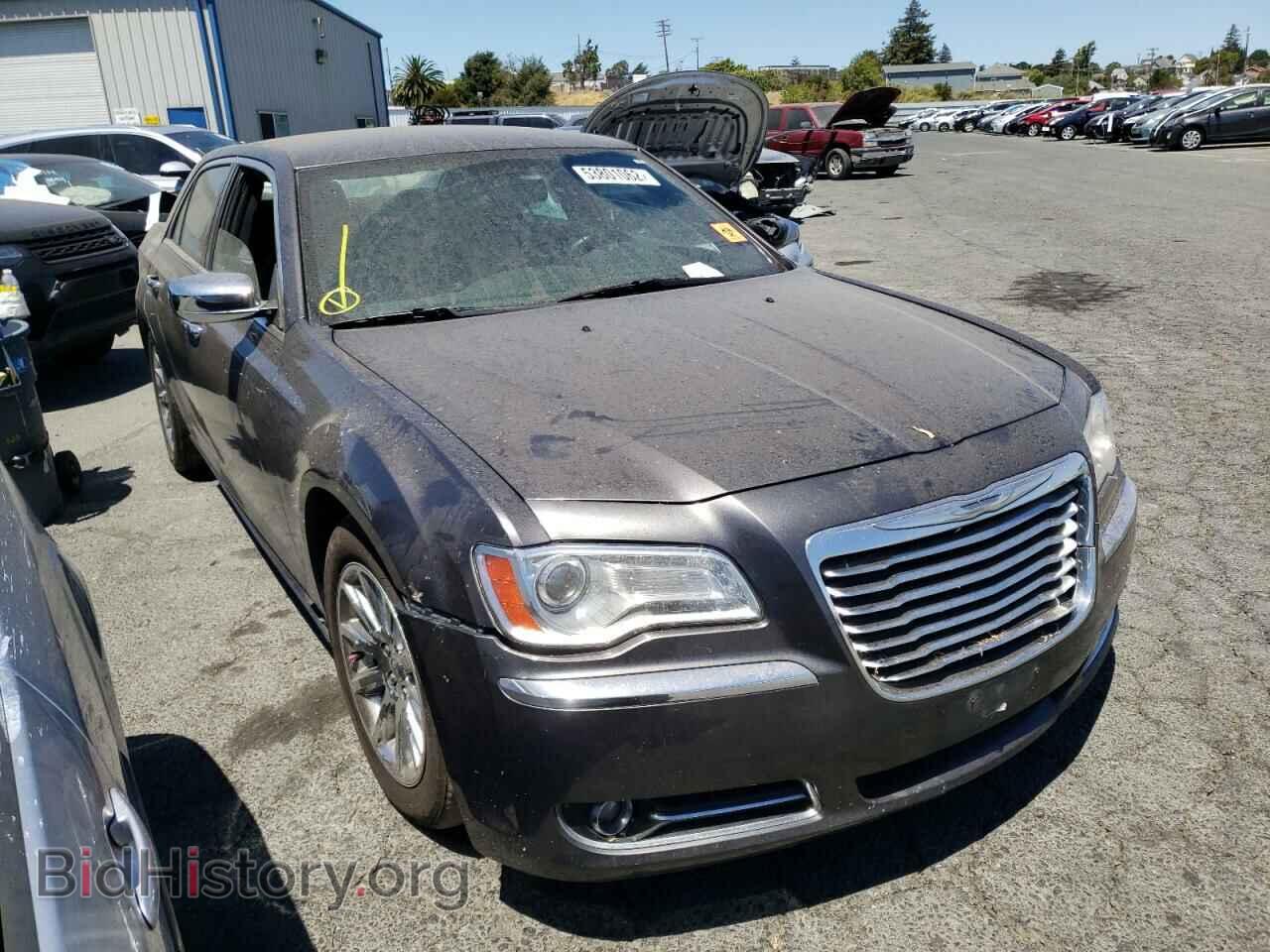 Фотография 2C3CCAEG2DH606440 - CHRYSLER 300 2013