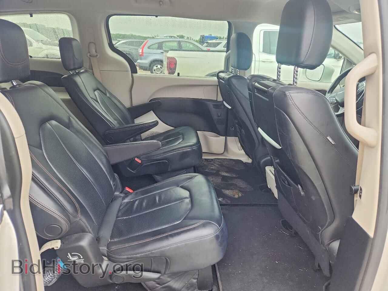 2019 CHRYSLER PACIFICA - VIN: 2C4RC1EG7KR588367 - Photo 10
