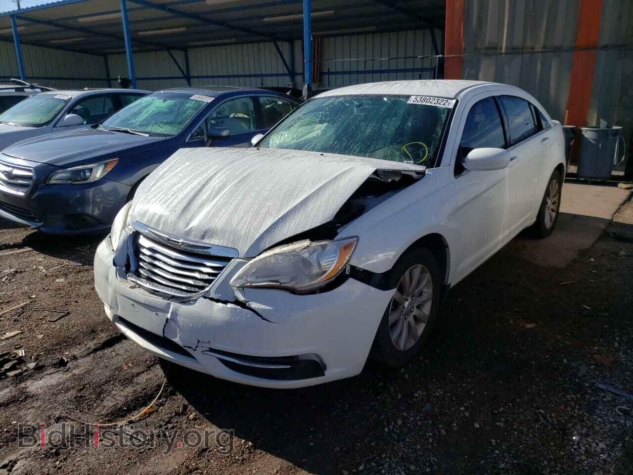2012 CHRYSLER 200 - VIN: 1C3CCBBG9CN276926 - Фото 2