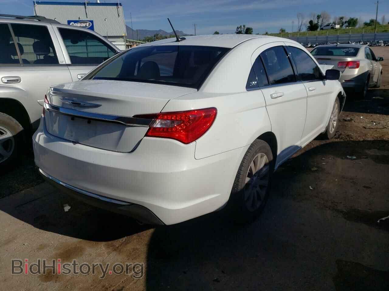 2012 CHRYSLER 200 - VIN: 1C3CCBBG9CN276926 - Фото 4