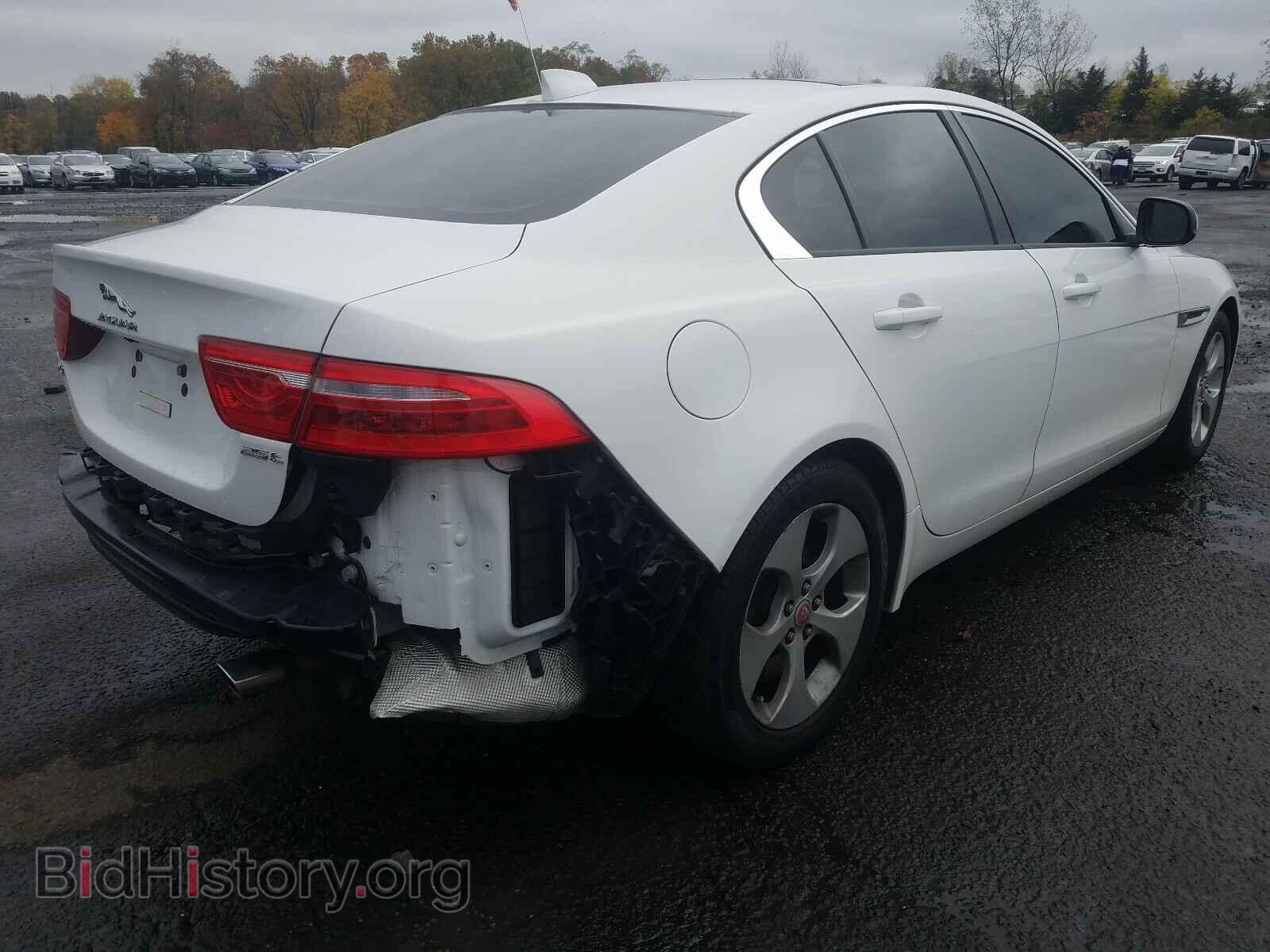 2017 JAGUAR XE - VIN: SAJAR4BG2HA946961 - Фото 4