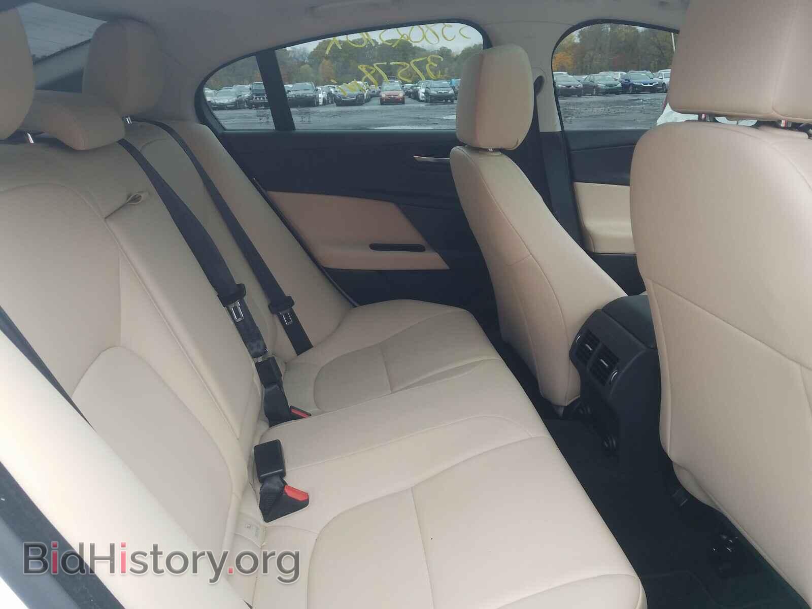 2017 JAGUAR XE - VIN: SAJAR4BG2HA946961 - Фото 6