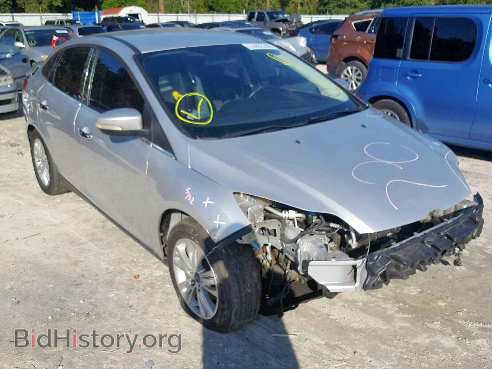 Photo 1FAHP3H29CL225161 - FORD FOCUS 2012
