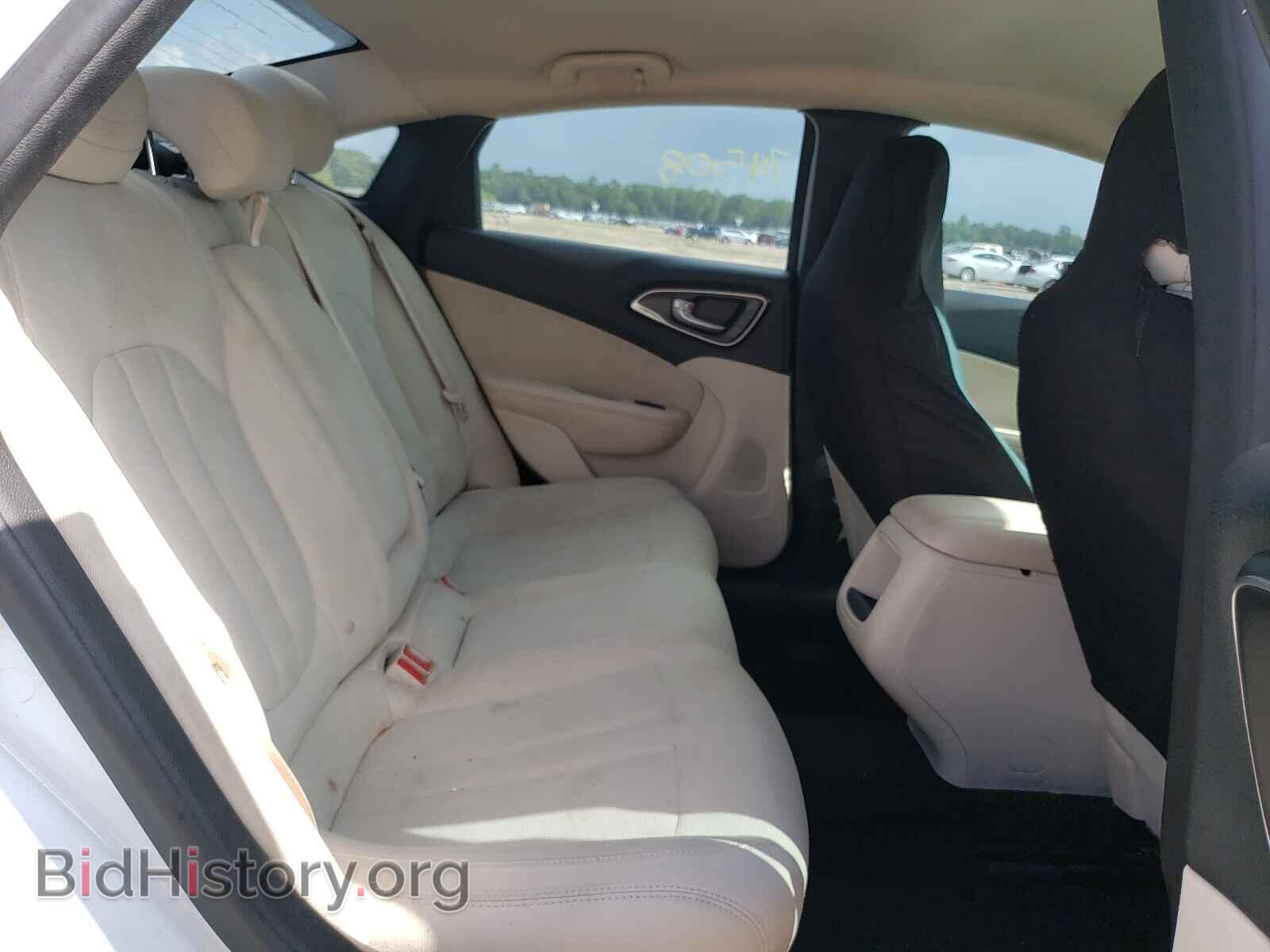 2016 CHRYSLER 200 - VIN: 1C3CCCAB0GN131405 - Фото 6