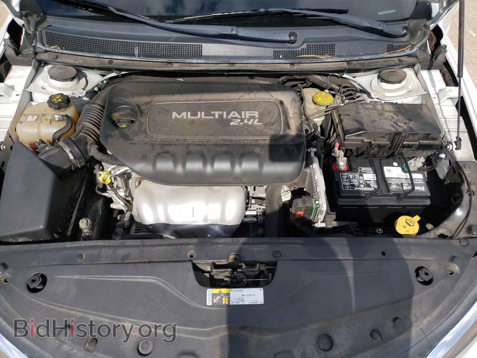 2016 CHRYSLER 200 - VIN: 1C3CCCAB0GN131405 - Фото 7