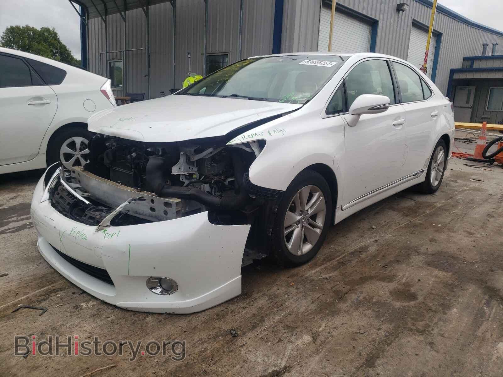 2011 LEXUS HS - VIN: JTHBB1BA3B2045728 - Photo 2
