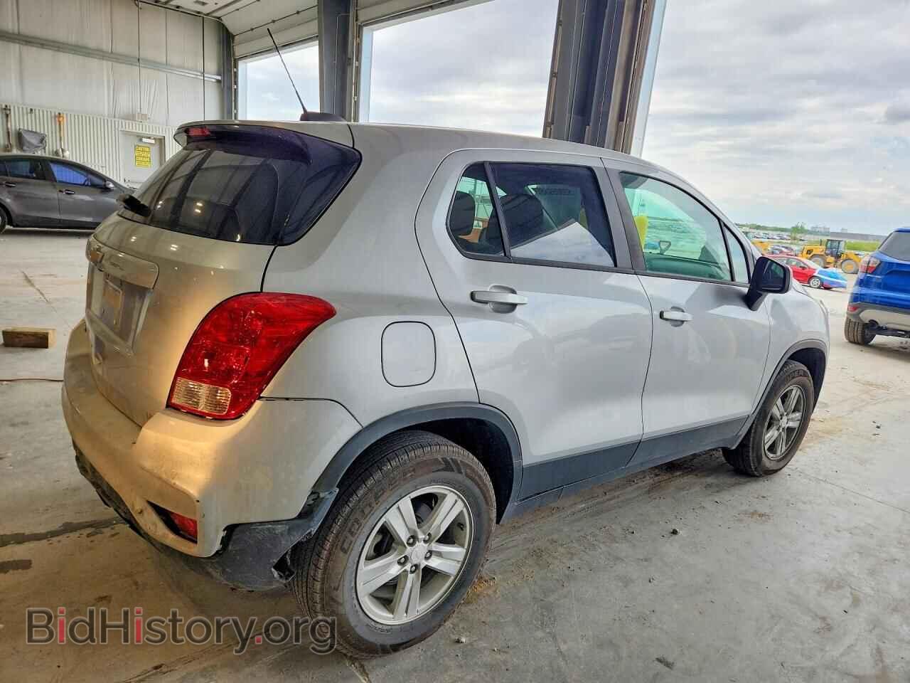 2020 CHEVROLET TRAX - VIN: 3GNCJNSB5LL294628 - Фото 3