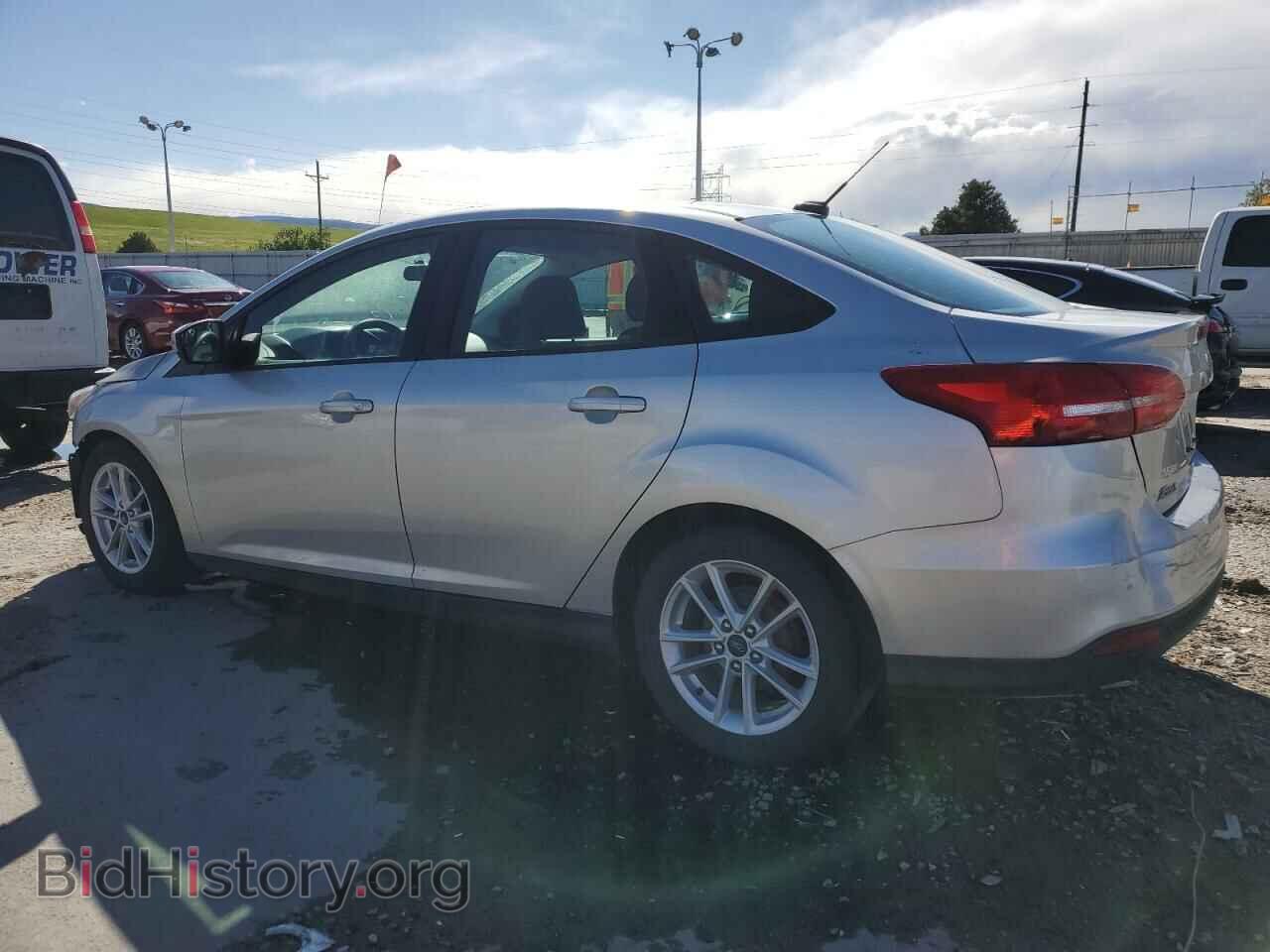 2017 FORD FOCUS - VIN: 1FADP3F28HL231848 - Фото 2