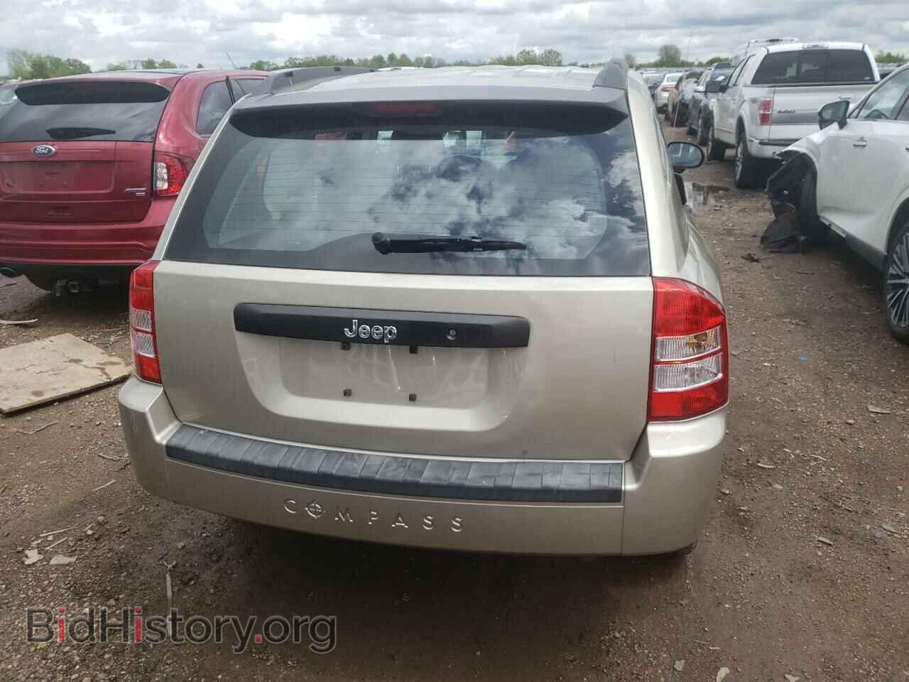 2010 JEEP COMPASS - VIN: 1J4NT4FB8AD505107 - Фото 6
