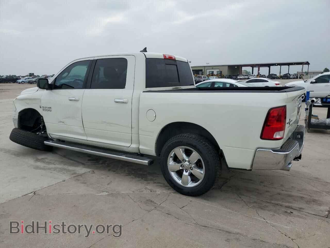 2016 RAM 1500 - VIN: 1C6RR6LT0GS242511 - Фото 2