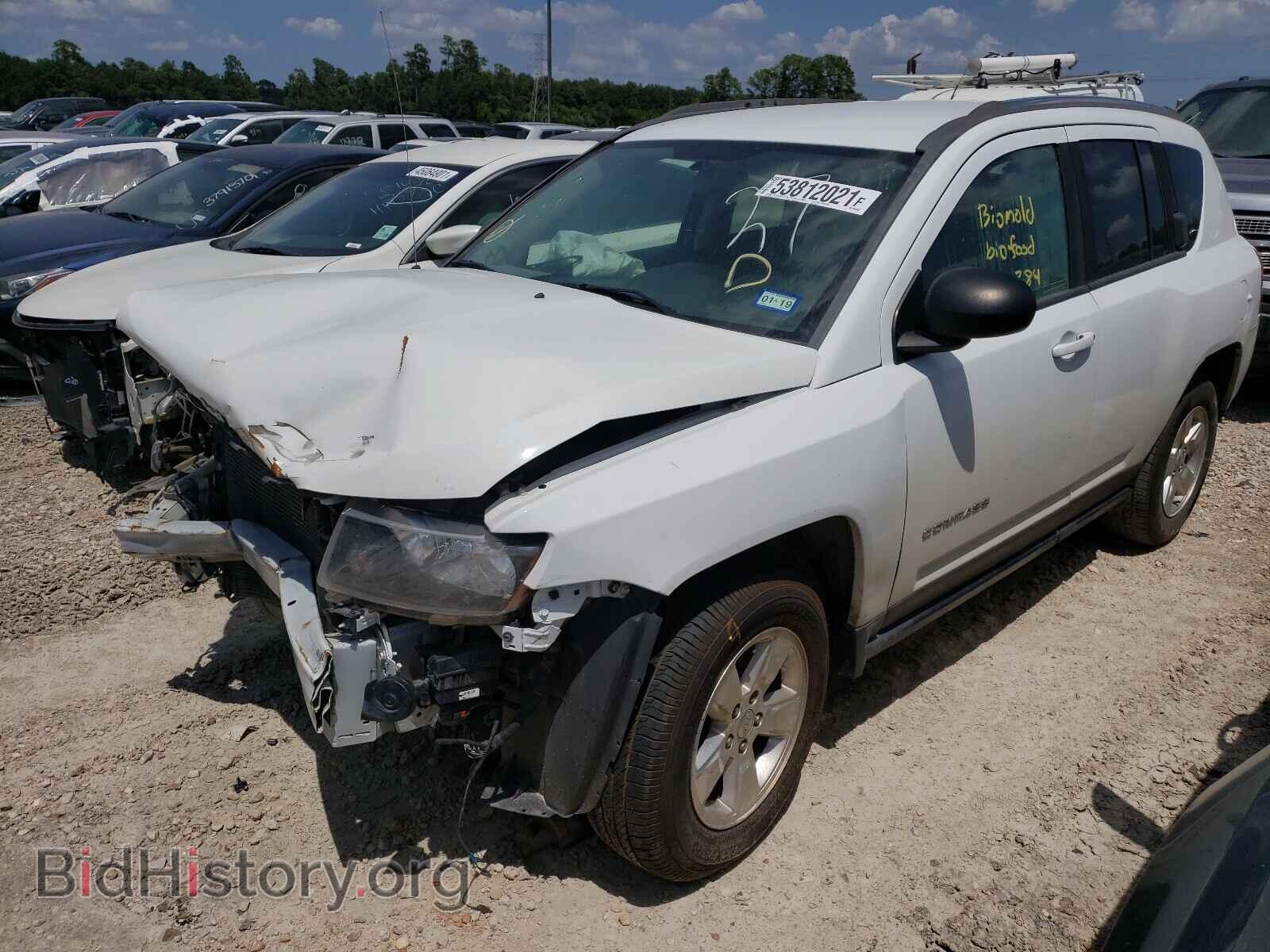 2014 JEEP COMPASS - VIN: 1C4NJCBA1ED818217 - Photo 2
