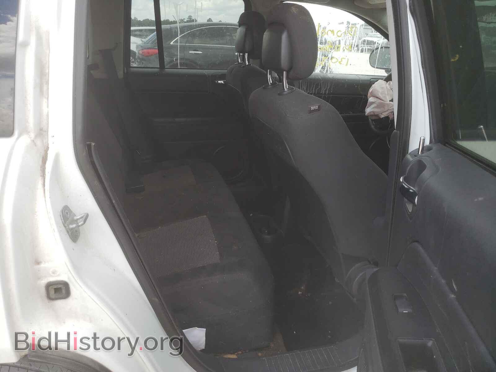 2014 JEEP COMPASS - VIN: 1C4NJCBA1ED818217 - Photo 6