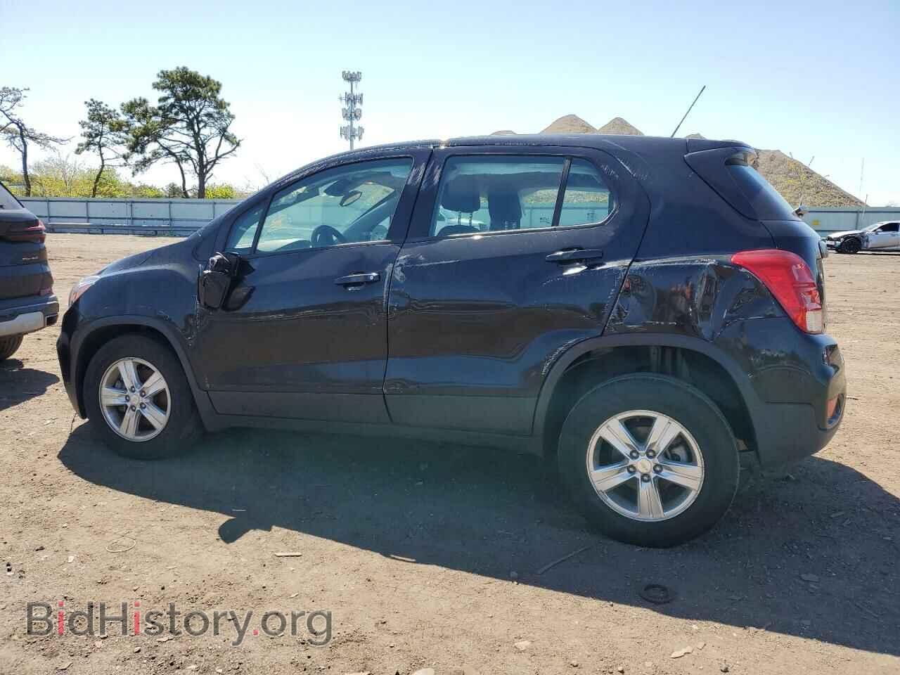 2019 CHEVROLET TRAX - VIN: 3GNCJNSB3KL323655 - Photo 2