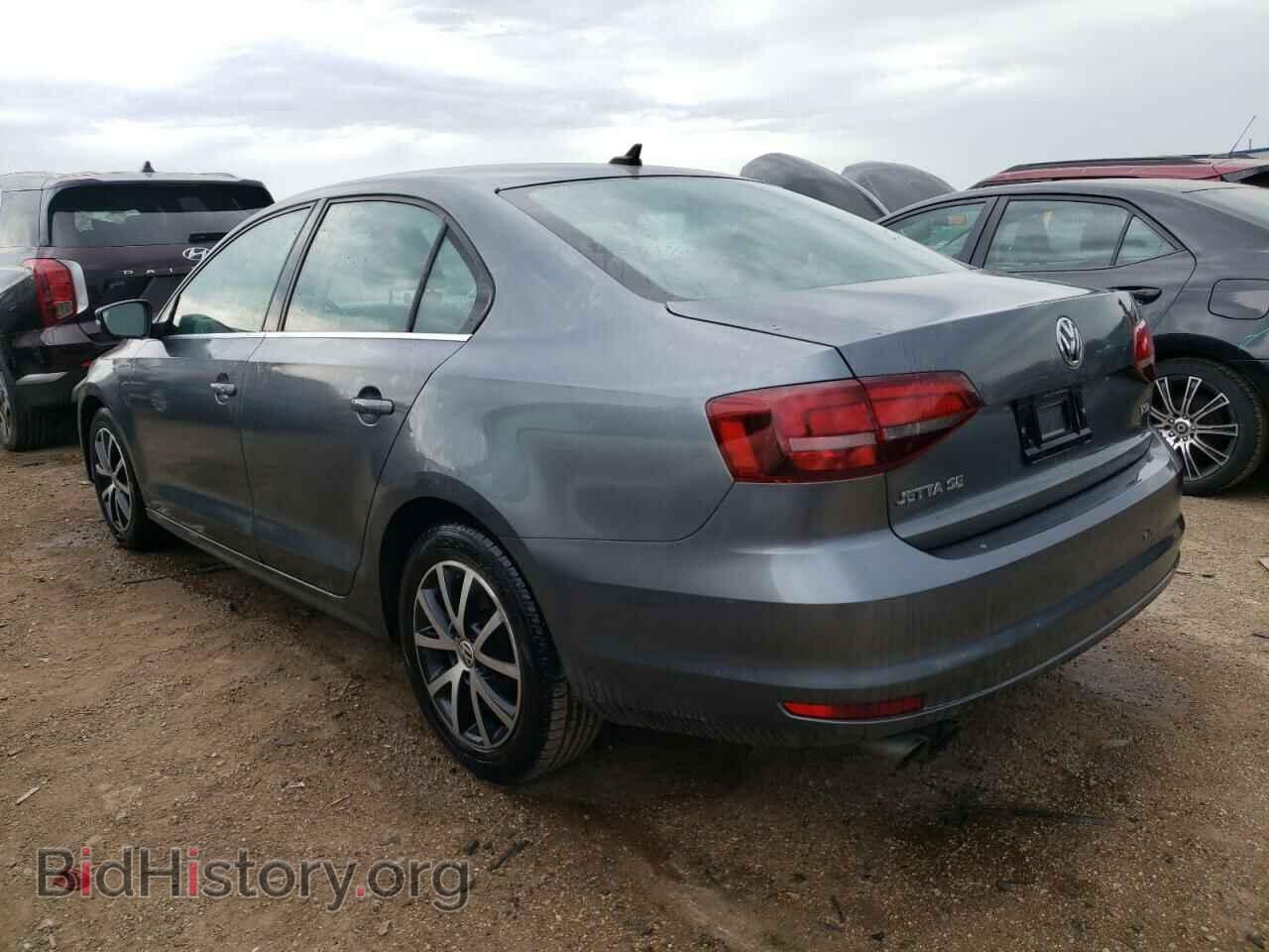 2017 VOLKSWAGEN JETTA - VIN: 3VWDB7AJ5HM358812 - Фото 2