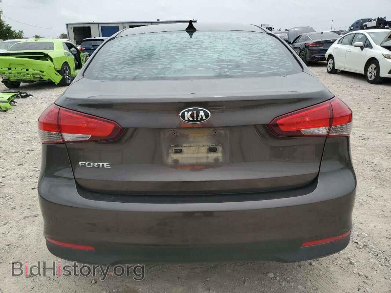 2017 KIA FORTE - VIN: 3KPFK4A78HE127458 - Фото 6