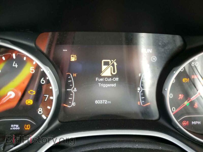 2017 Jeep COMPASS (VIN 3C4NJDBB3HT681682) — фото 9 из 13