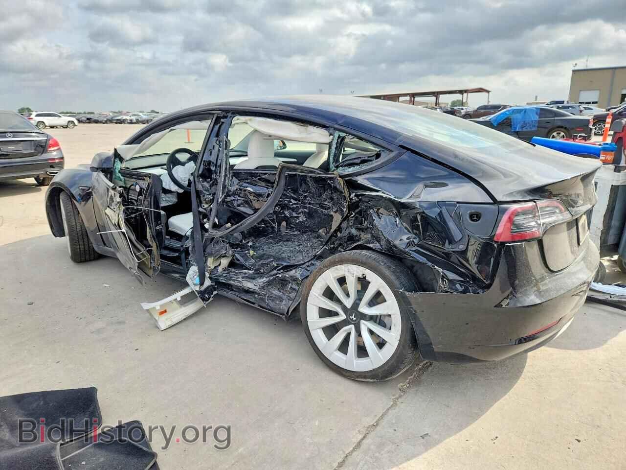 2022 TESLA MODEL 3 - VIN: 5YJ3E1EB2NF163451 - Photo 2