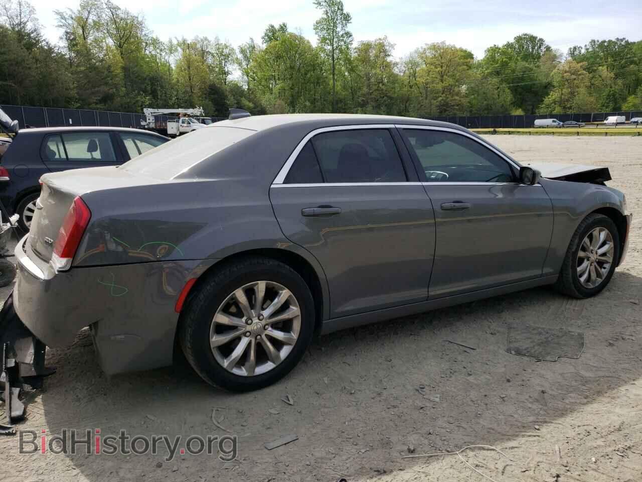 2018 CHRYSLER 300 - VIN: 2C3CCARG7JH202071 - Фото 3