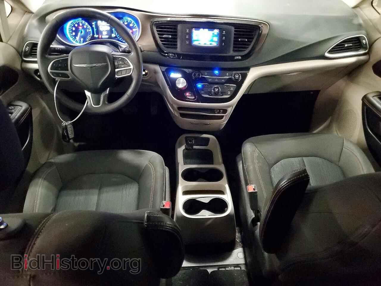 2017 CHRYSLER PACIFICA - VIN: 2C4RC1CG0HR815958 - Photo 8
