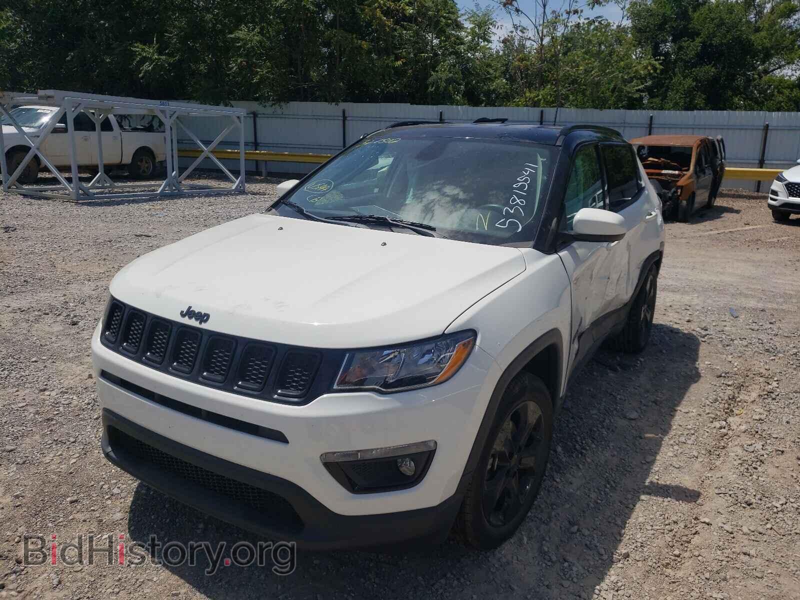 2018 JEEP COMPASS - VIN: 3C4NJCBB3JT327502 - Фото 2