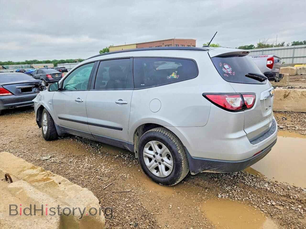 2014 CHEVROLET TRAVERSE - VIN: 1GNKRFKD7EJ349683 - Фото 2