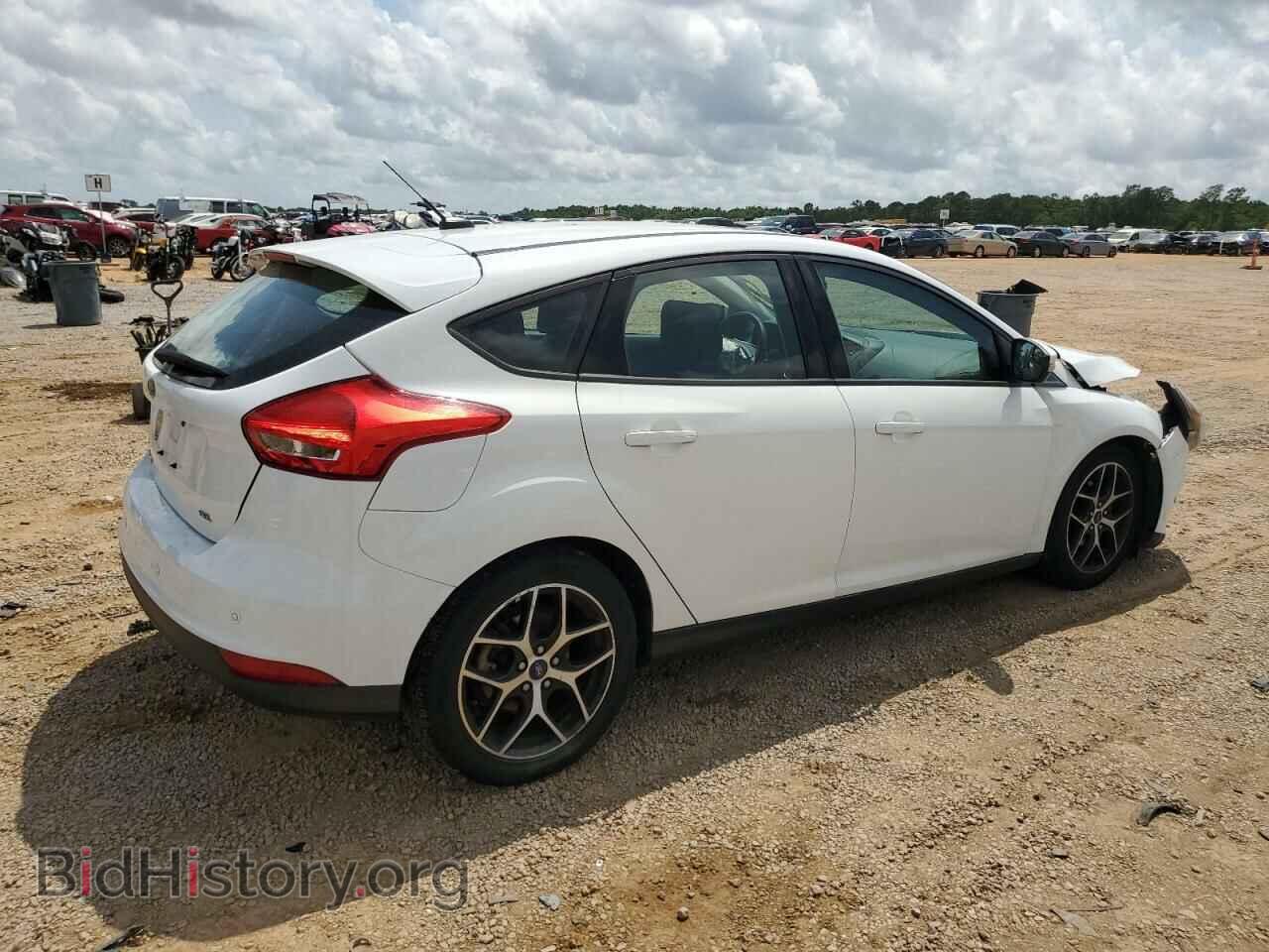 2017 FORD FOCUS - VIN: 1FADP3M25HL224925 - Фото 3