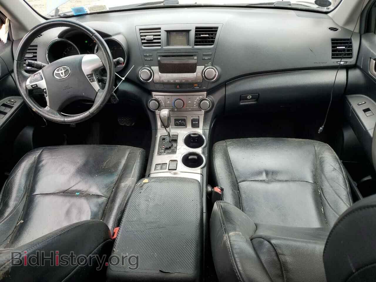 2011 TOYOTA HIGHLANDER - VIN: 5TDBK3EH4BS068756 - Фото 8