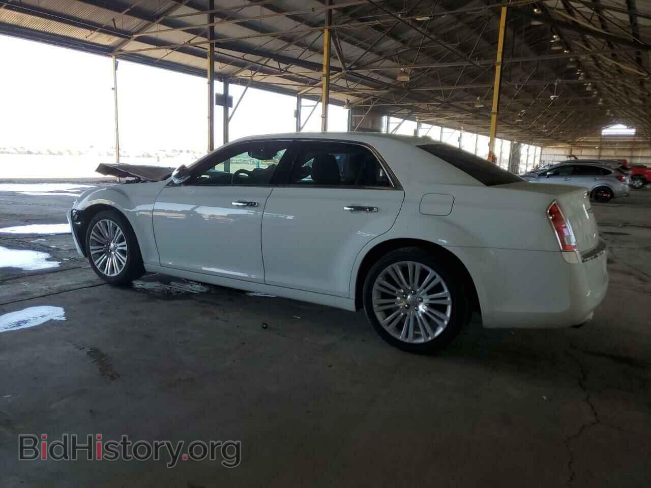 2014 CHRYSLER 300 - VIN: 2C3CCAEG0EH203008 - Фото 2