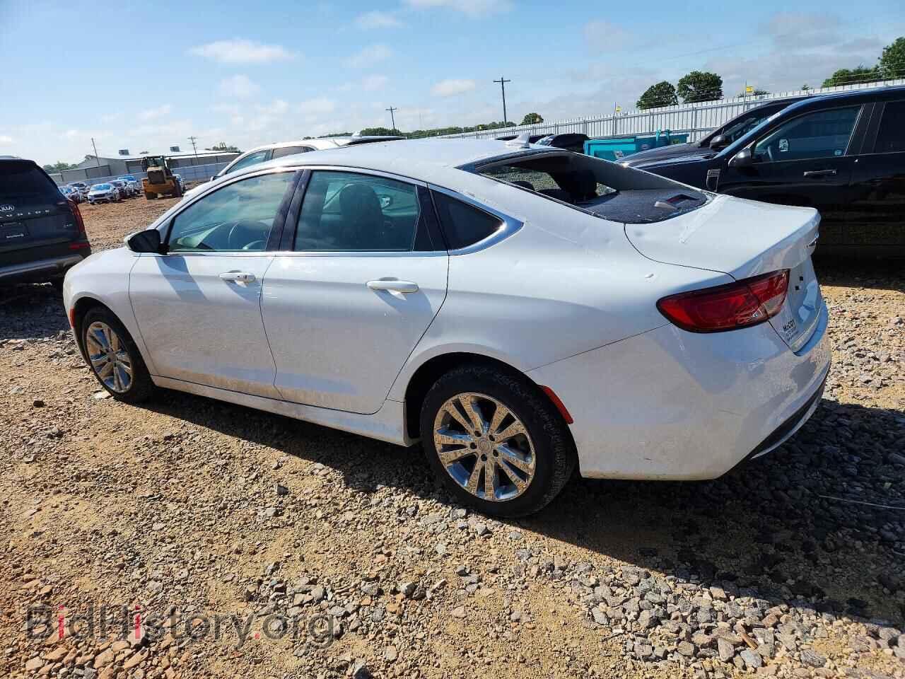 2016 CHRYSLER 200 - VIN: 1C3CCCAB7GN172811 - Photo 2