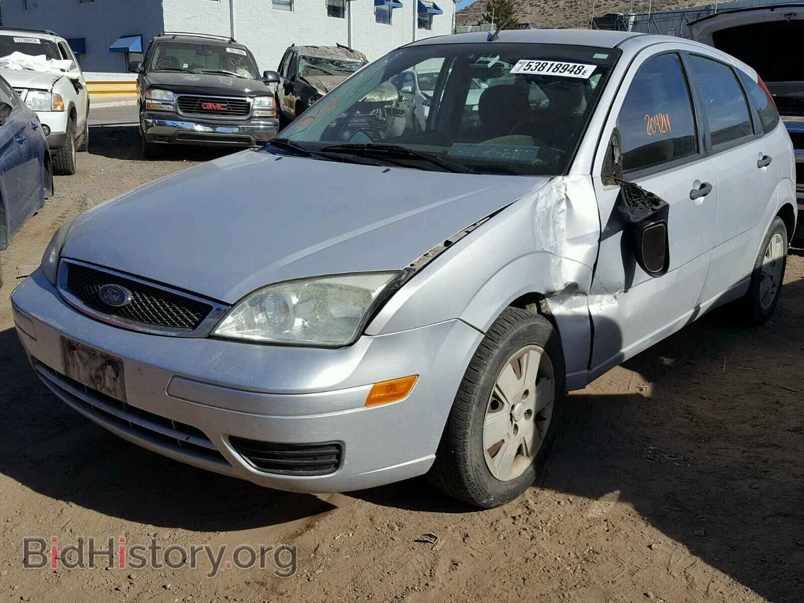 2006 FORD FOCUS - VIN: 1FAFP37N36W205803 - Фото 2