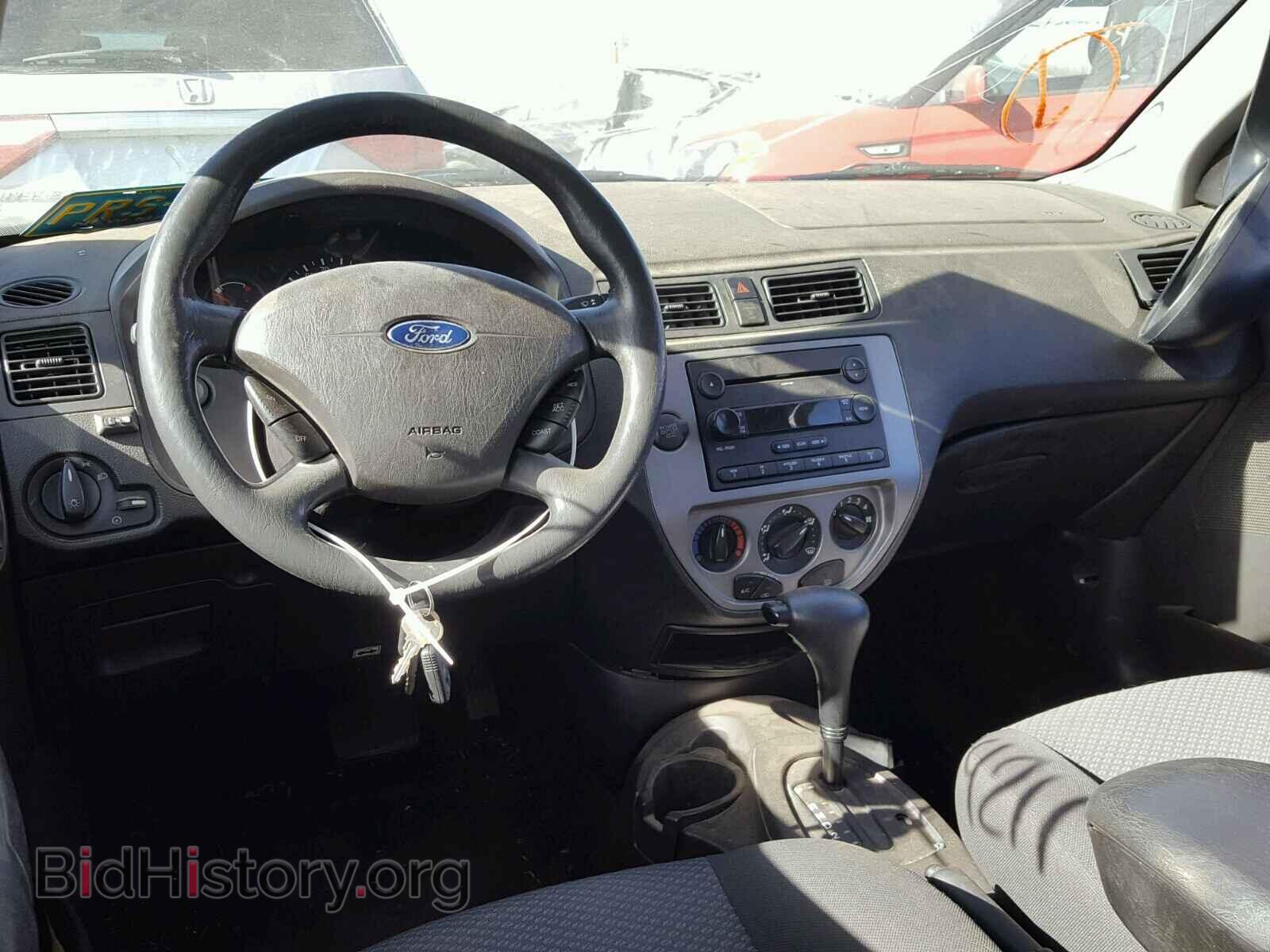 2006 FORD FOCUS - VIN: 1FAFP37N36W205803 - Фото 9