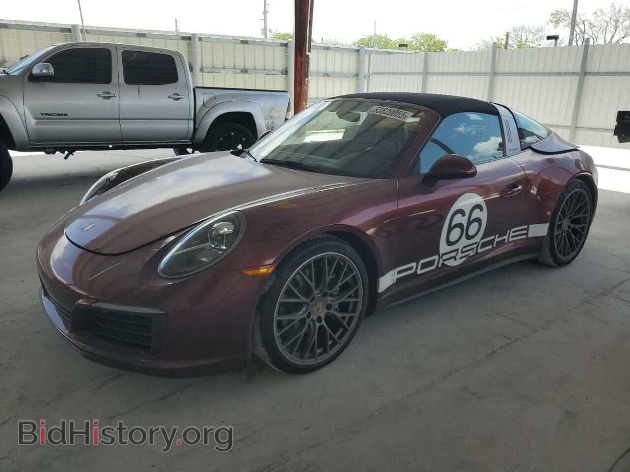 Photo WP0BA2A90KS120144 - PORSCHE 911 2019