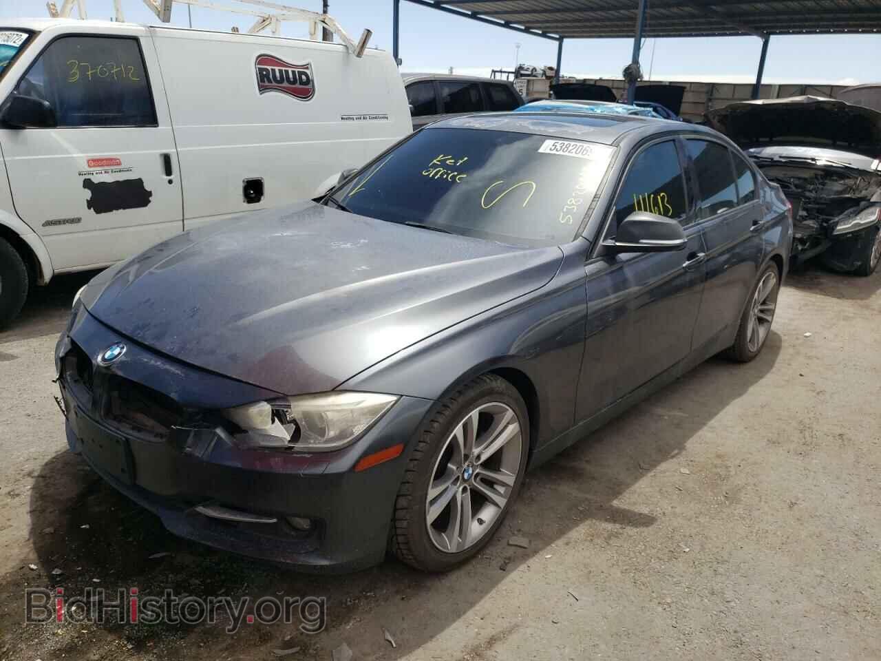 2012 BMW 3 SERIES - VIN: WBA3A5C57CF341344 - Фото 2