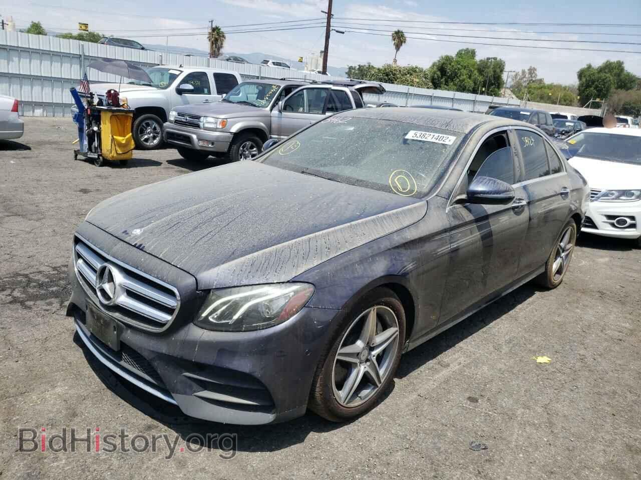 2017 MERCEDES-BENZ E-CLASS - VIN: WDDZF4JB0HA046467 - Фото 2