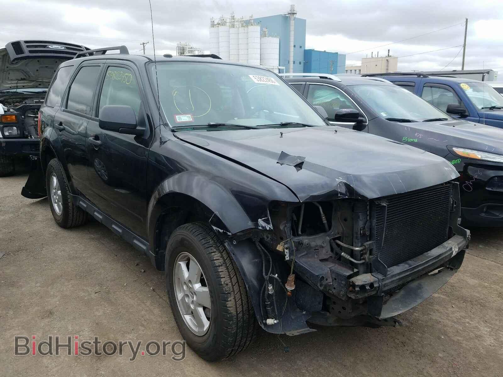 Фотография 1FMCU0DG5BKA98664 - FORD ESCAPE 2011