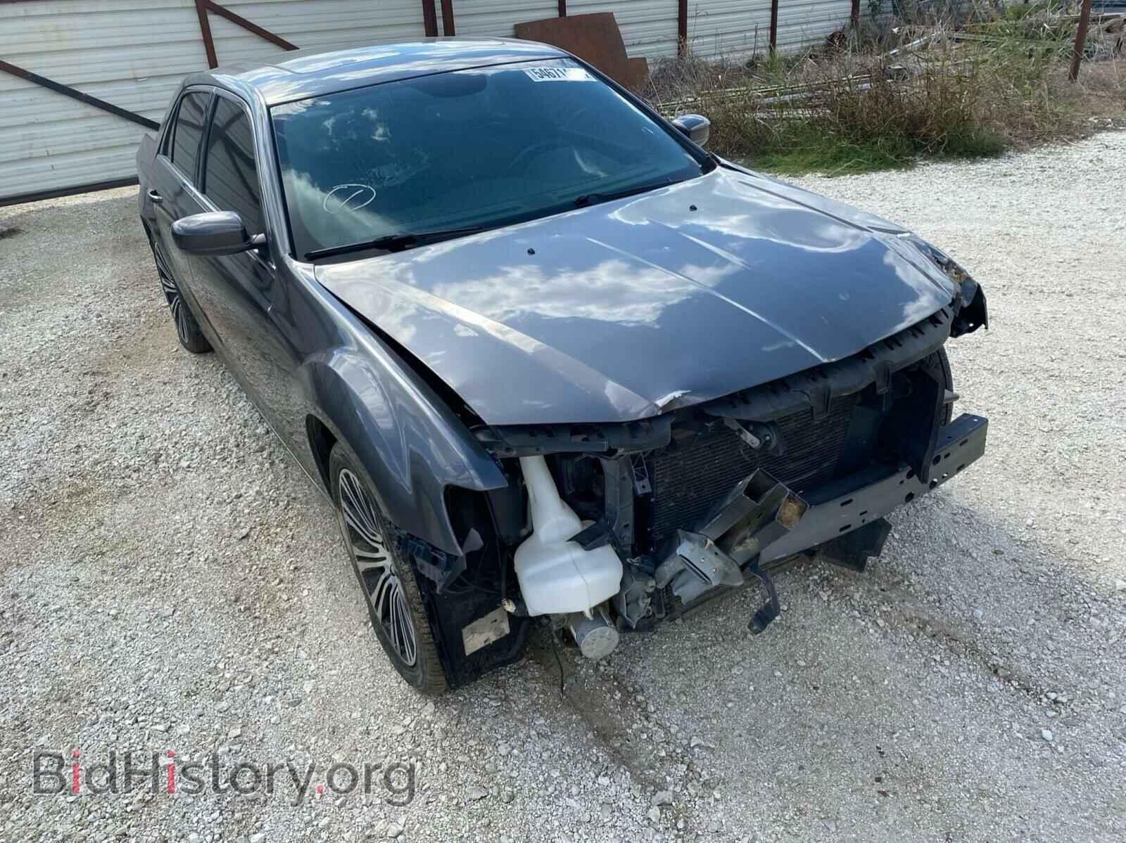 Фотография 2C3CCABG9EH104255 - CHRYSLER 300 2014