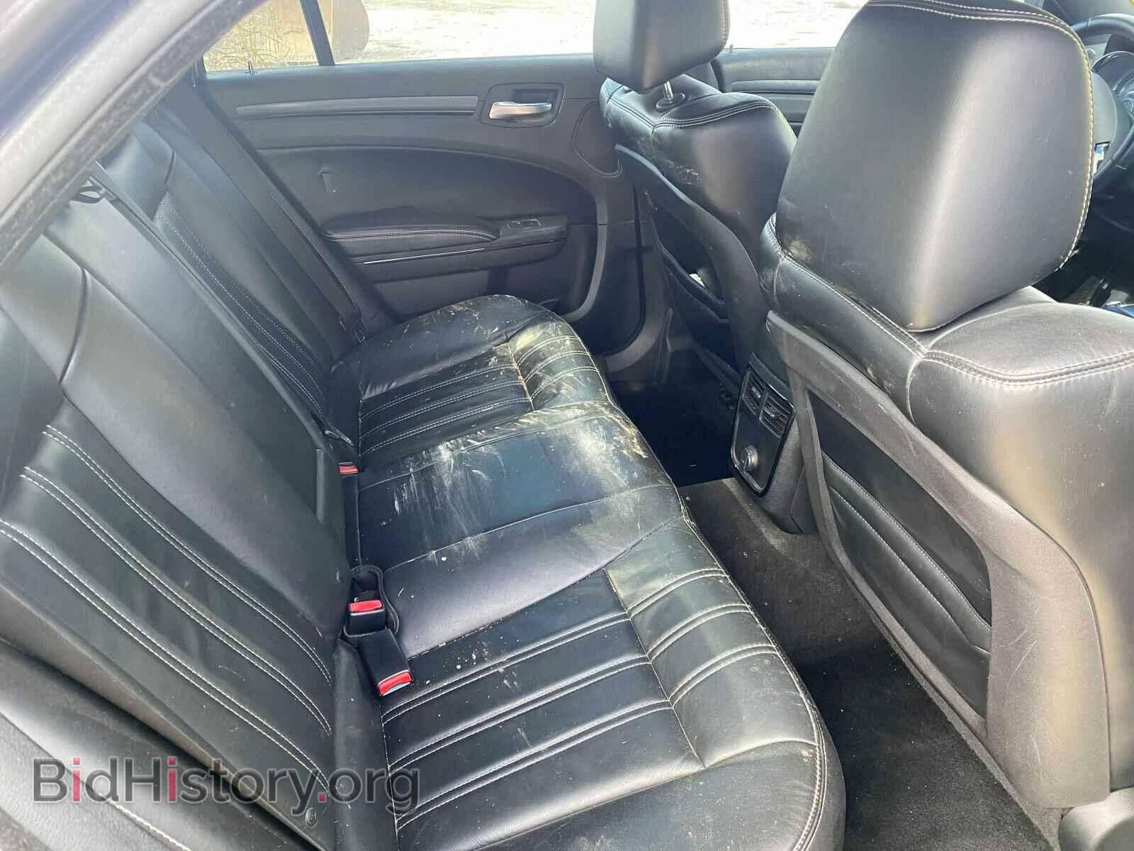 2014 CHRYSLER 300 - VIN: 2C3CCABG9EH104255 - Фото 6