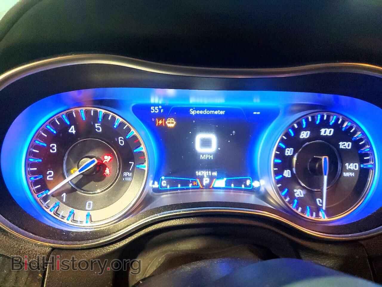 2018 CHRYSLER 300 - VIN: 2C3CCAKG0JH165231 - Фото 9