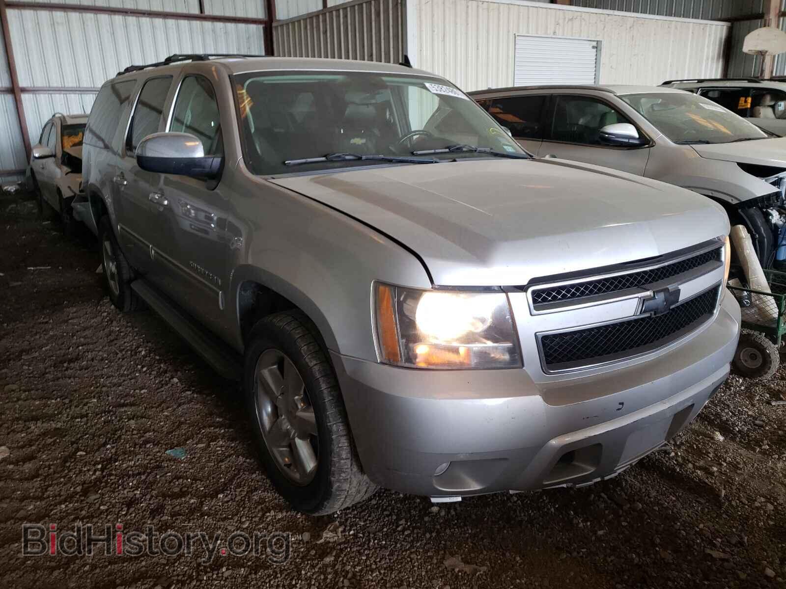 Фотография 1GNSCHE05BR370065 - CHEVROLET SUBURBAN 2011