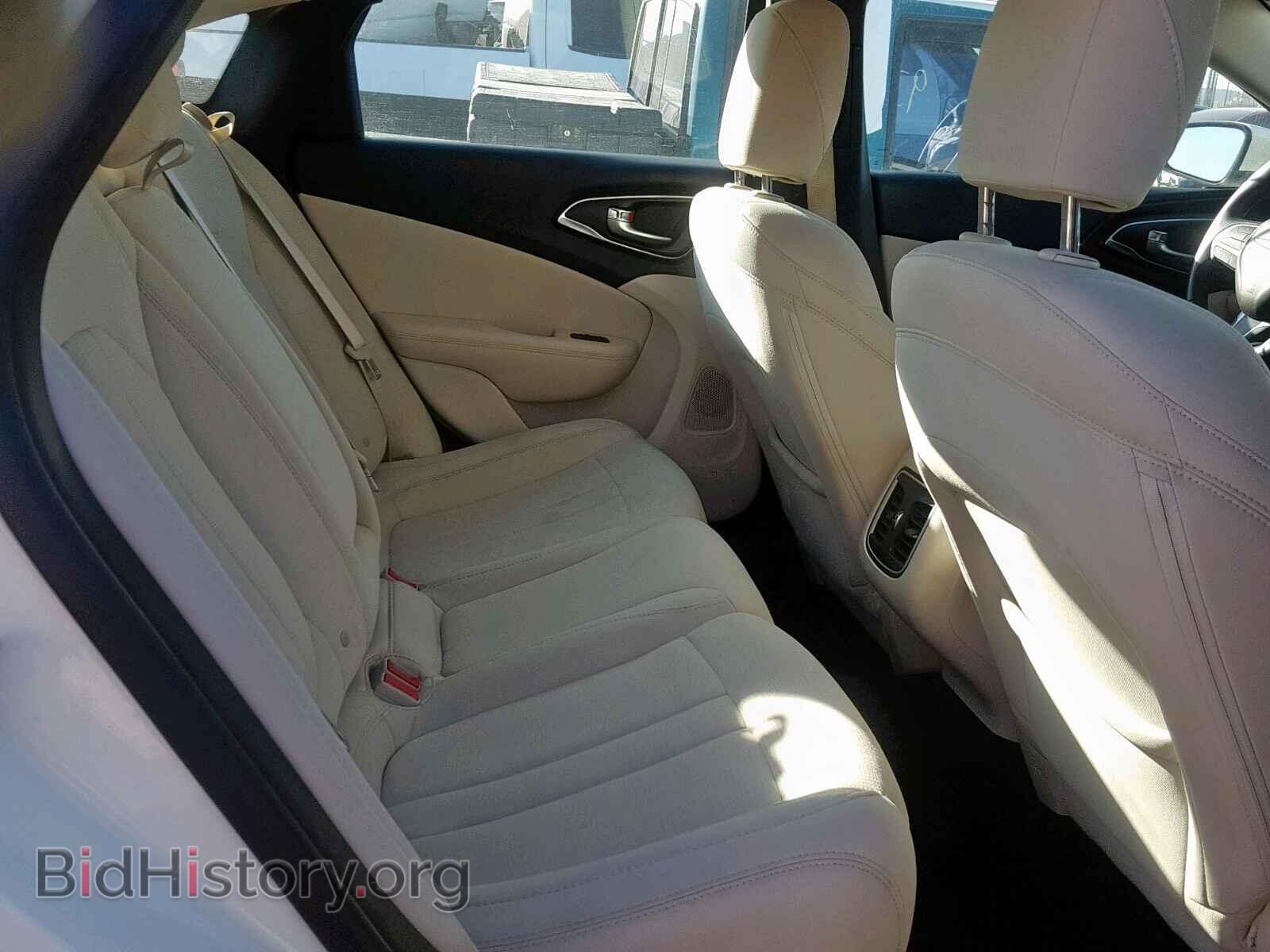 2016 CHRYSLER 200 - VIN: 1C3CCCAB2GN175079 - Photo 6