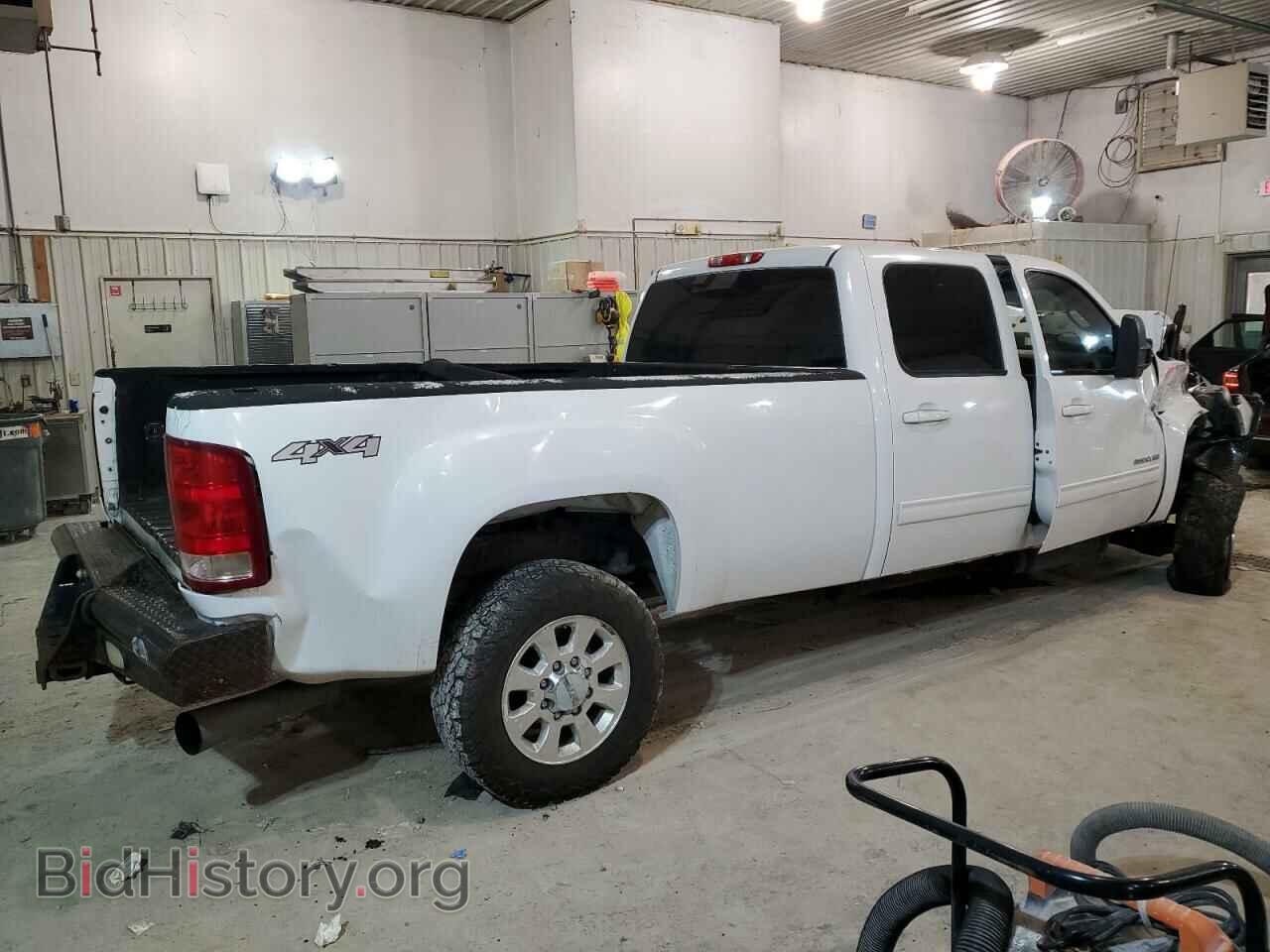 2011 GMC SIERRA - VIN: 1GT424C87BF125548 - Фото 3