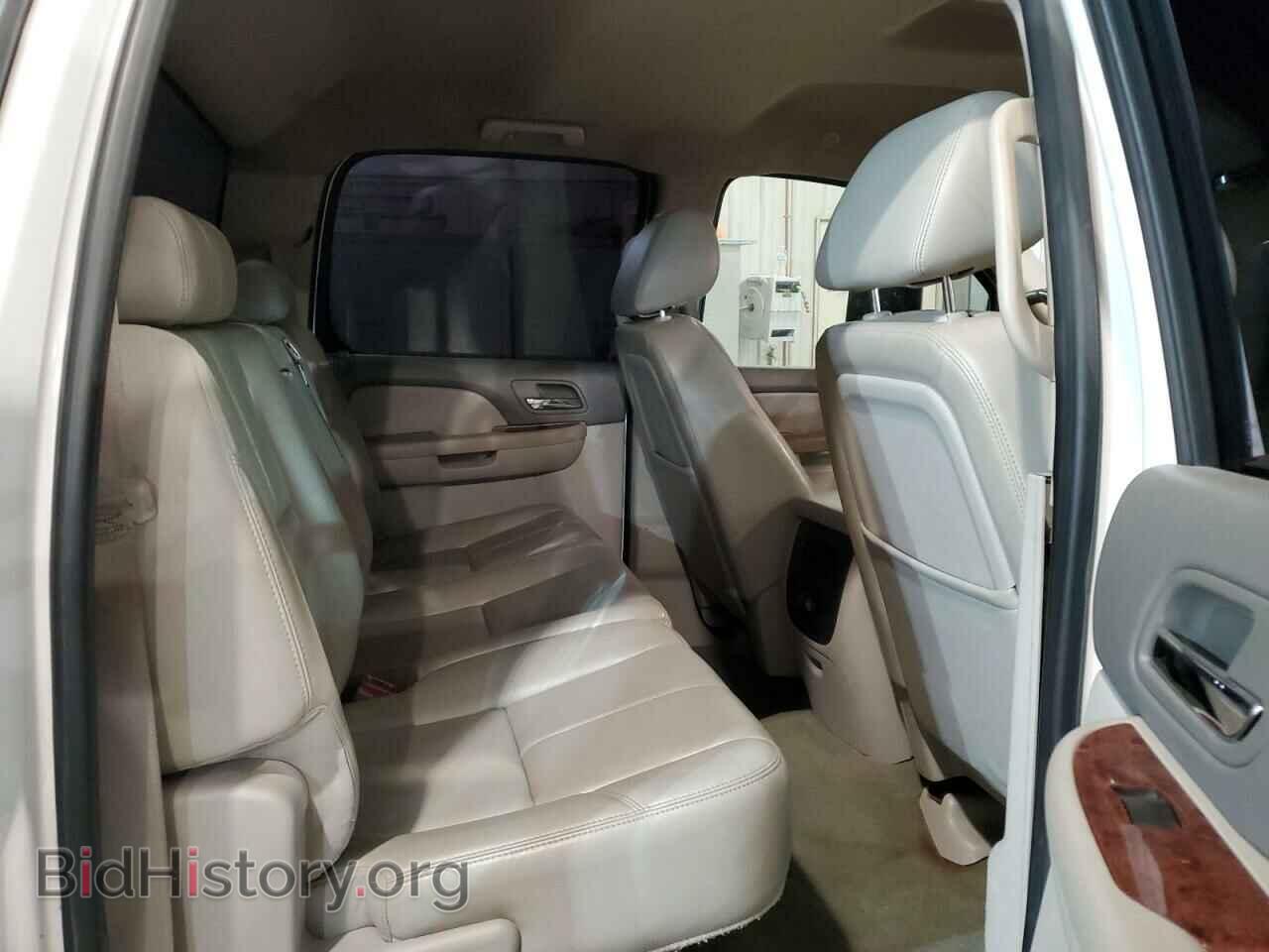 2011 GMC SIERRA - VIN: 1GT424C87BF125548 - Фото 10