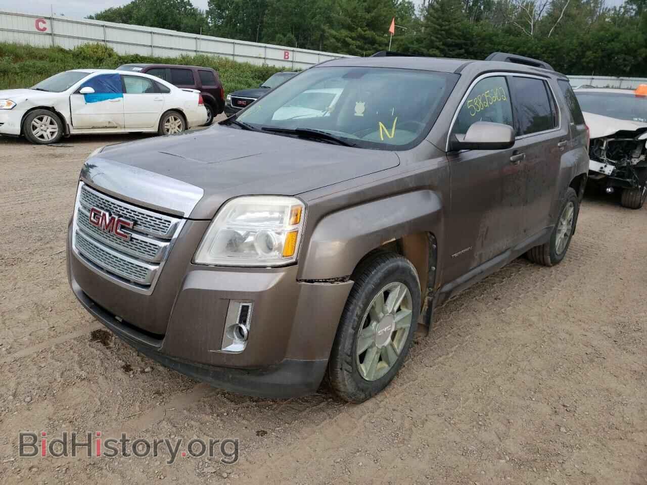 2011 GMC TERRAIN - VIN: 2CTALSEC5B6398590 - Photo 2